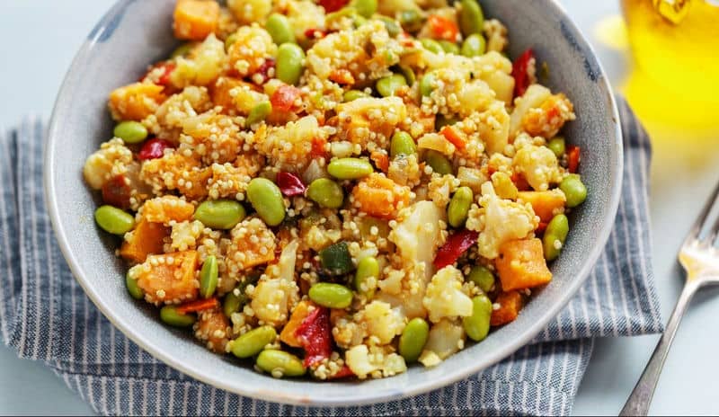 receita de salada de quinoa com ervilha