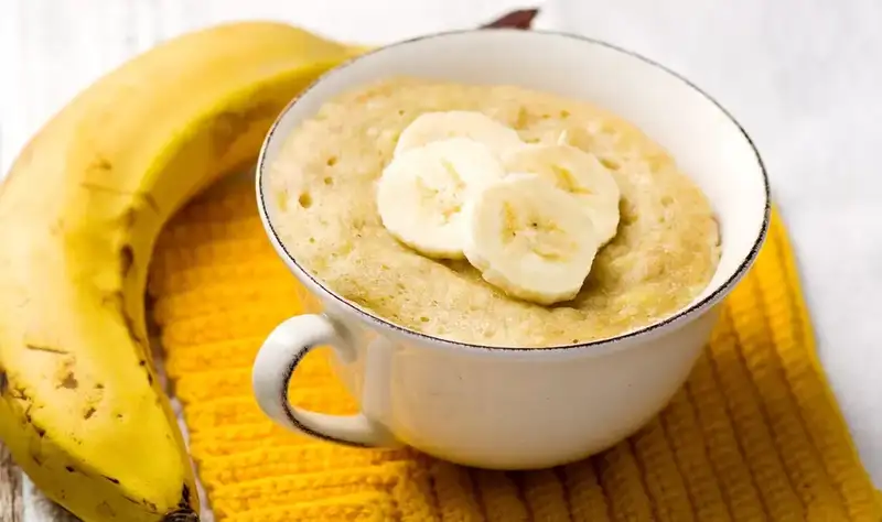 Bolo de Caneca de Banana com Coco