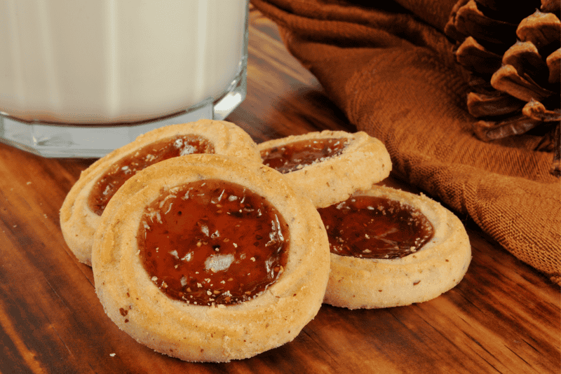Receita de cookie integral com recheio de morango
